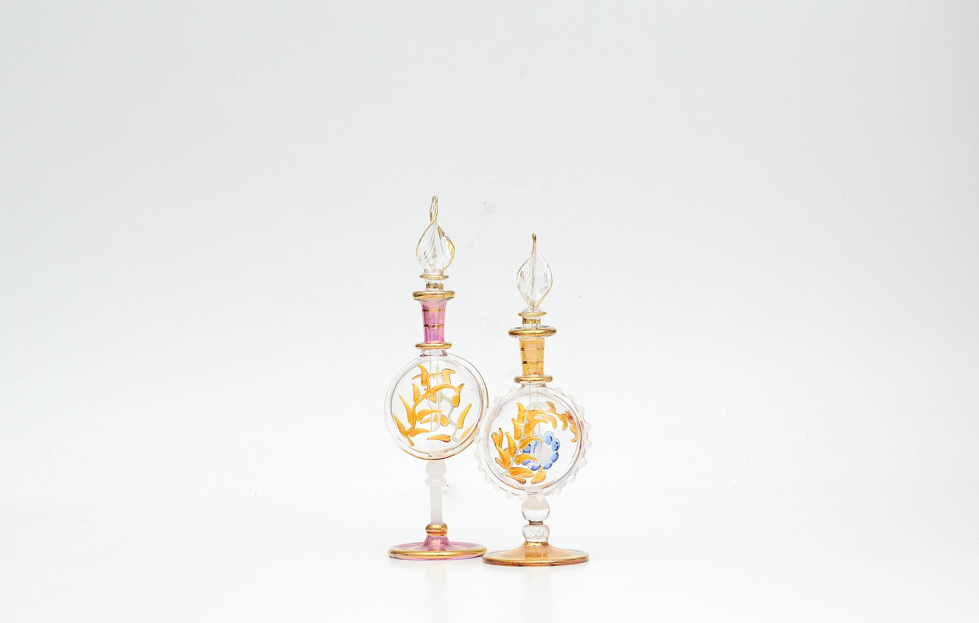 kawkab-signature-round-perfume-bottle-24k-gold